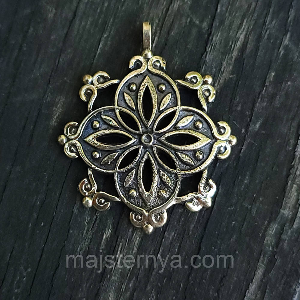 Хрестик латунний M035 - литий хрестик з квітковими формами для зґарди або ланцюжка