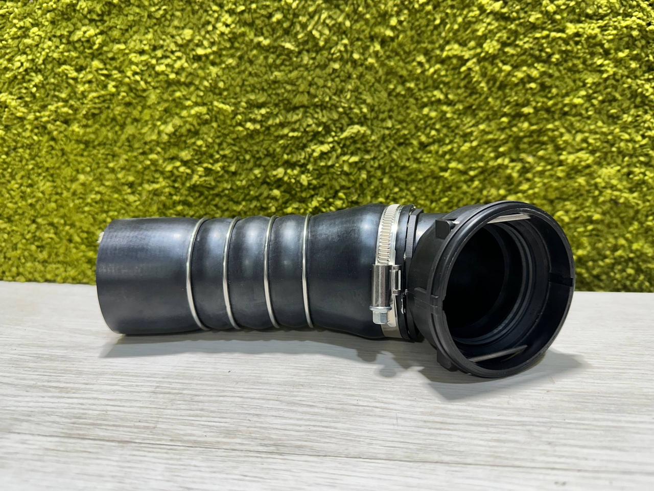 Трубка інтеркулера патрубок новий BMW X5 E70 2007-2013 Патрубок інтеркулера БМВ Х5 Е70 11617796292, фото 1