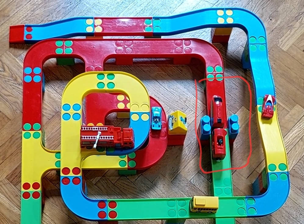 Радіокерований поїзд Playtive Junior - фото покупців 4