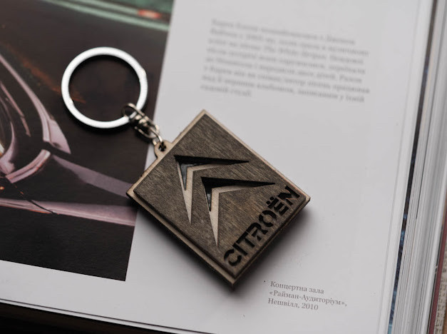 Брелок дерев'яний Citroën. 5см, фото 1