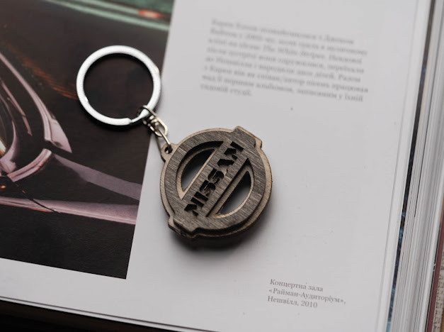 Брелок дерев'яний Nissan. 4.5 см, фото 1