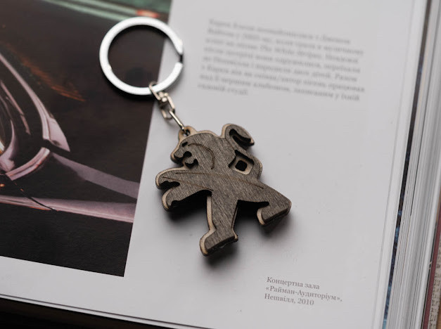 Брелок дерев'яний Peugeot. 4.5 см, фото 1