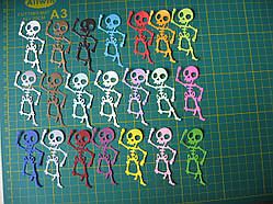 Вирубування з паперу та картону. Танцюючий скелет, 31х70 мм