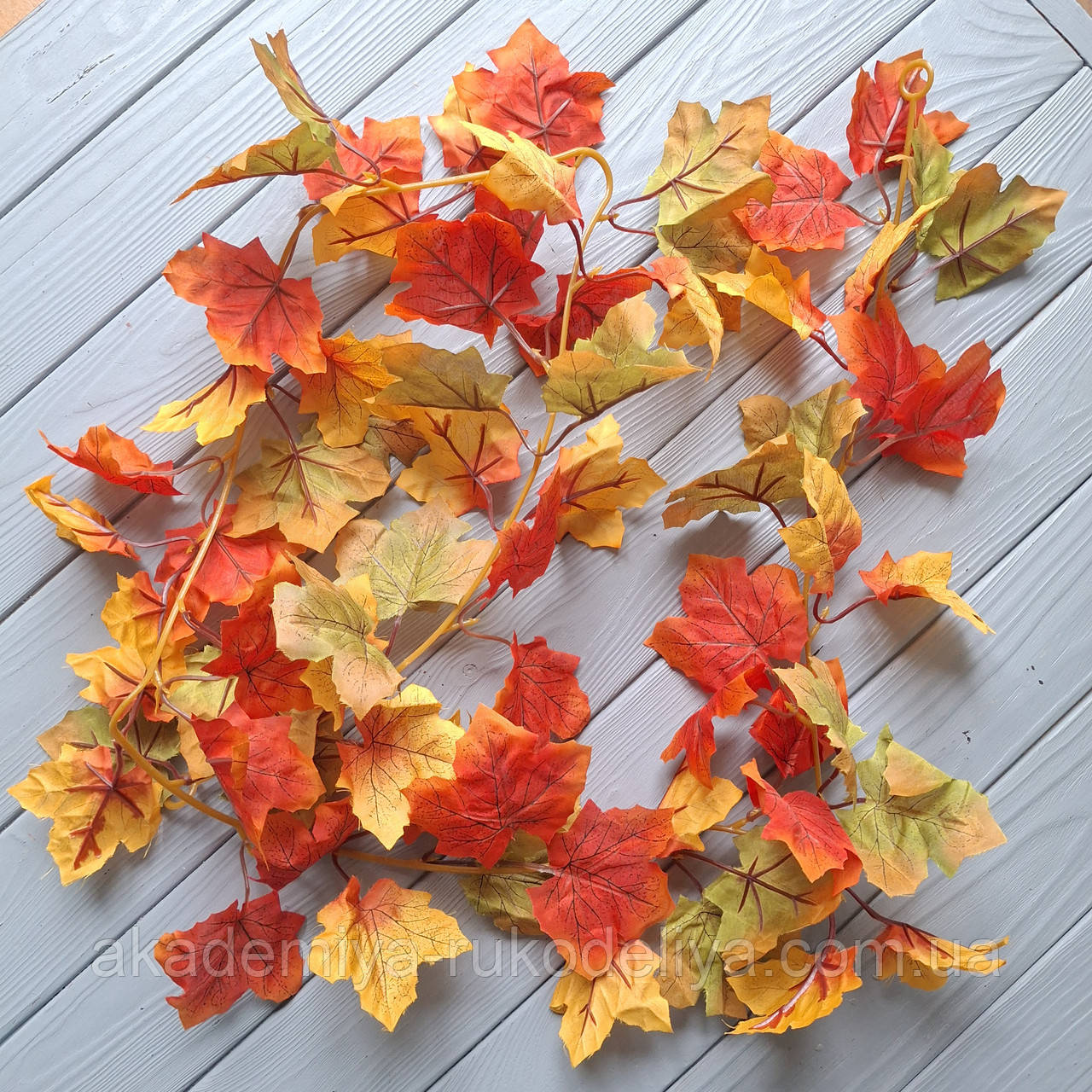 Ліана (гирлянда) осінні листя клена 180 см., фото 1