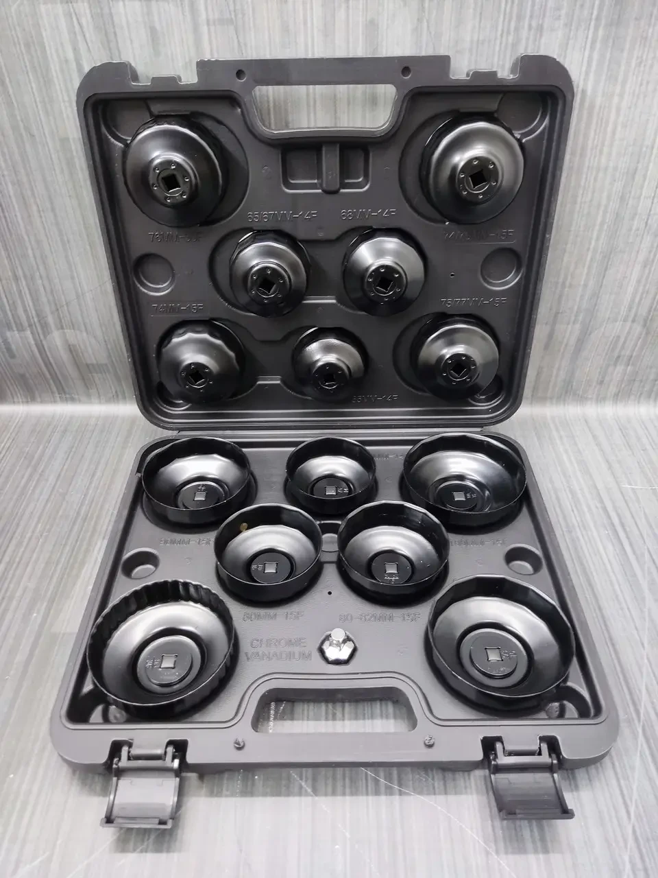 Набір чашок для зняття масляних фільтрів 14 предметів GEKO G10400