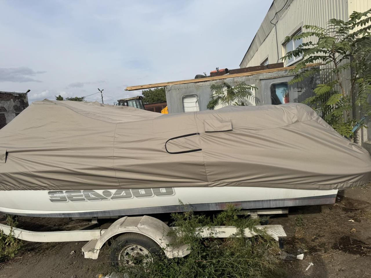 Тент для далеких дорожніх перевезень човнів, катерів та яхт