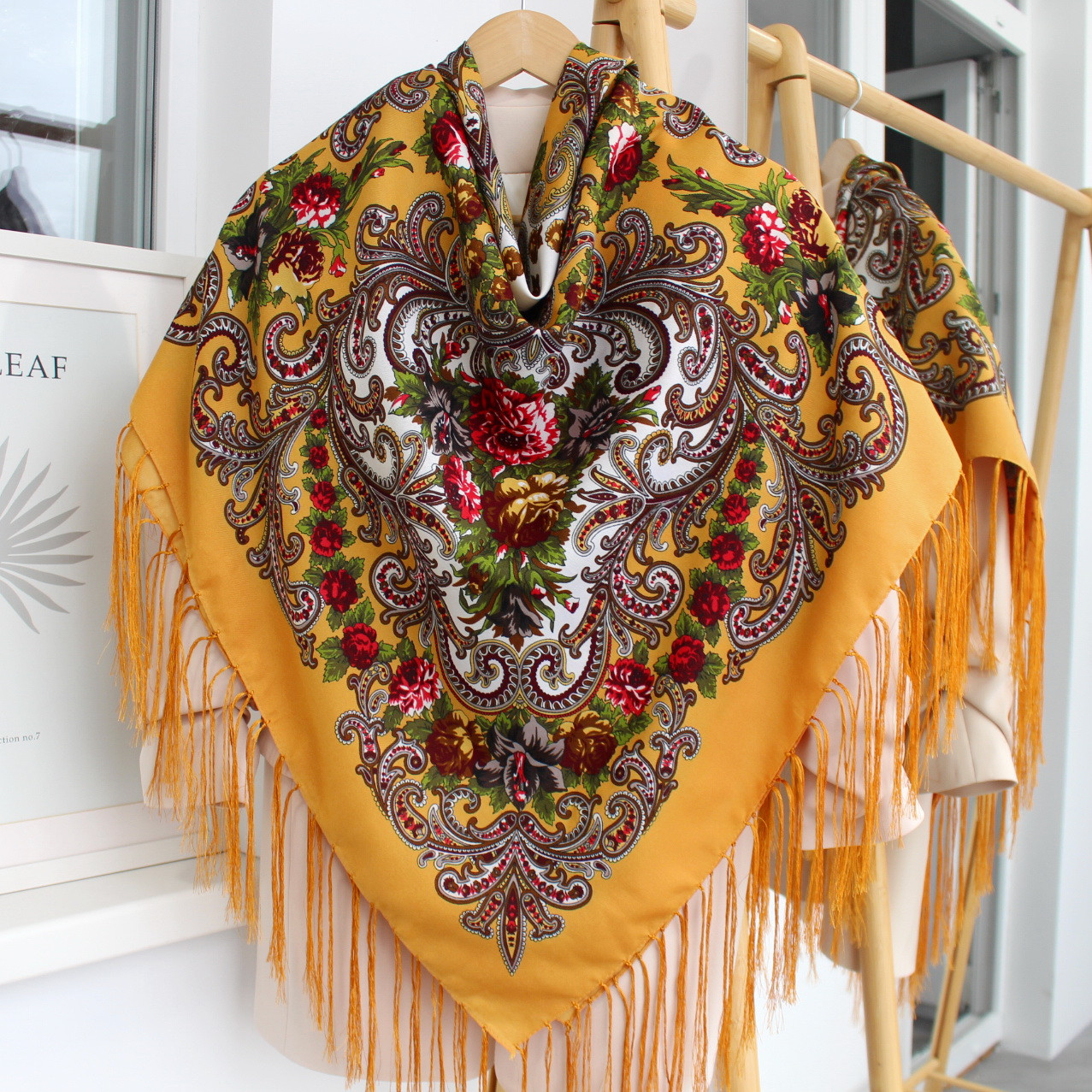 Хустка вовняна народна "Лісова пісня" код 632113, фото 1