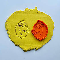 3D форми-вирубки для пряників "Кінь 3"