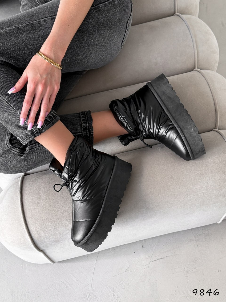 Жіночі зимові дутики на високій підошві, жіночі дутики на високій підошві, Чорні жіночі дутики, фото 1