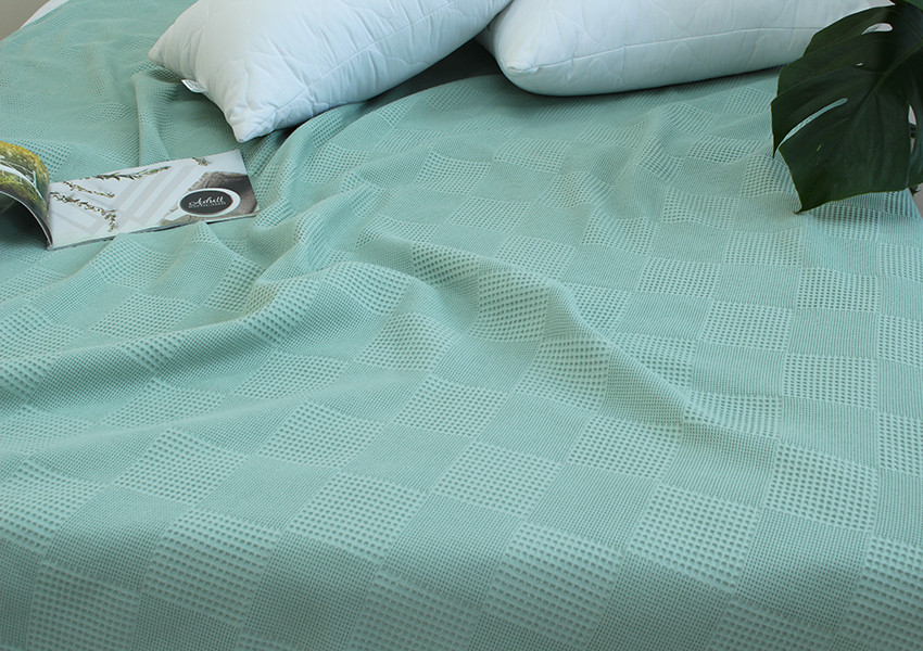 Простирадло-покривало піке 200х235 см. Клітина бірюза