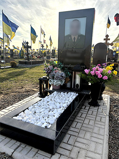 Памятник для военного в Днепре Памятник для военного в Днепре