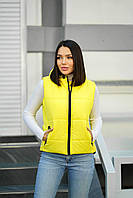 Жіноча жилетка з капюшоном, плащівка, силікон 200, розміри 42, 44, 46