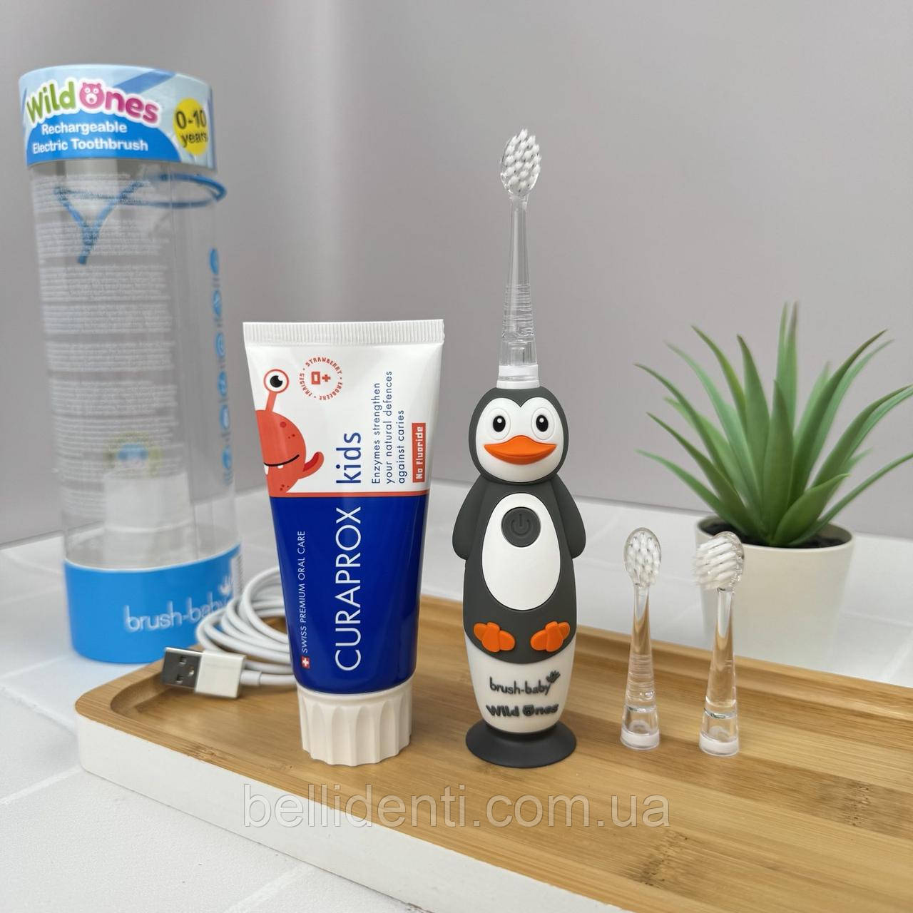 Набір Brush-Baby WildOnes Sonic Curaprox від 0 до 2 років (щітка пінгвін Percy + паста 60 мл без фтору)