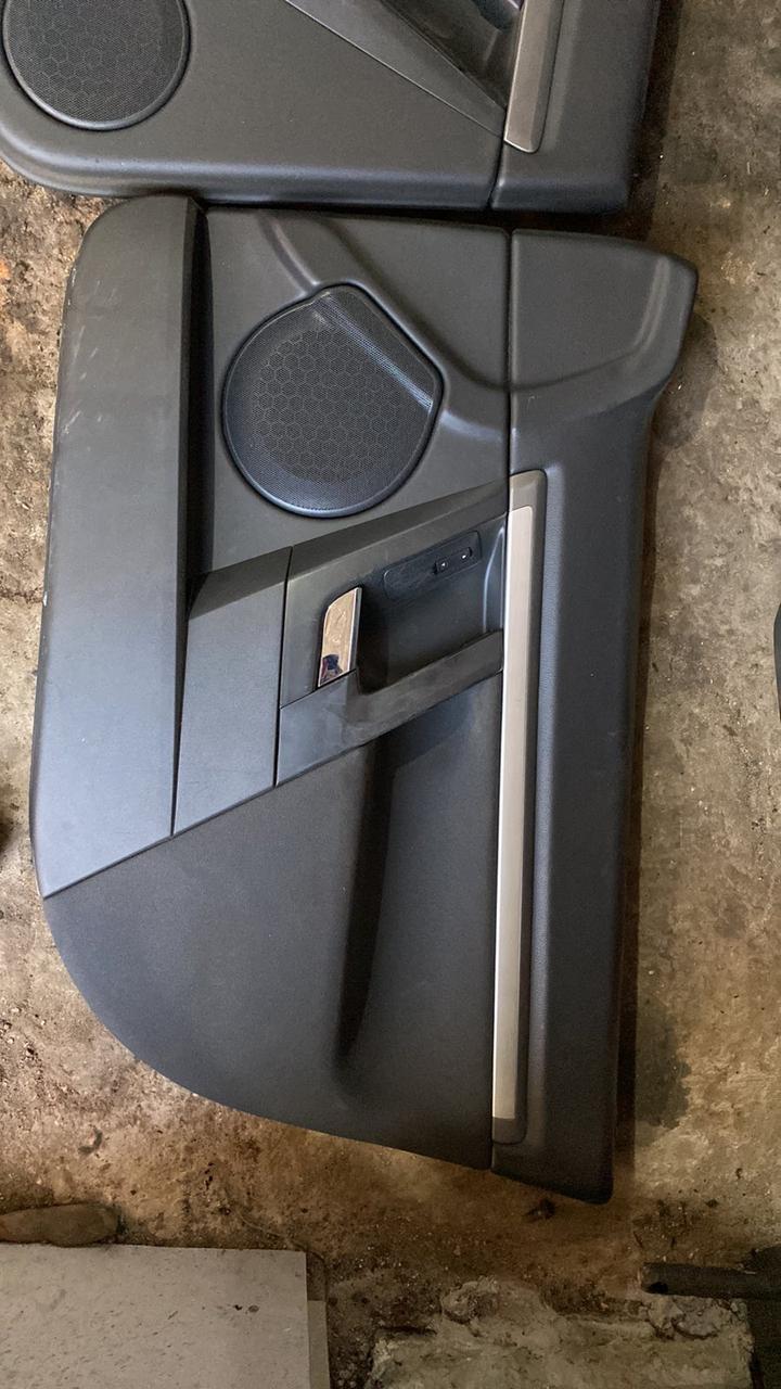 Вітаю зацікавлених на авто розборці Чемпіон !!!<br />
 Предметом оголошення є Комплект Обшивок Дверей Vectra C<br />
 Ціна вказана за комплект<br />
 Фактичний стан на фото. Гарантія 14 днів на встановлення та перевірку<br />
 Висилаємо по всій Україні по передоплаті на транспортні витрати!<br />
 Наявність та асортимент на складі постійно змінюються.<br />
 Точні деталі уточняйте по телефону +380973363743 — фото 2