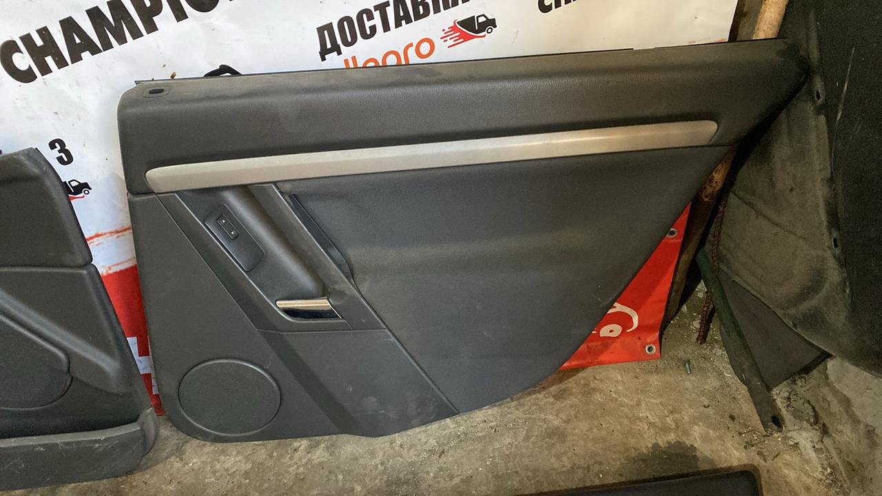 Вітаю зацікавлених на авто розборці Чемпіон !!!<br />
 Предметом оголошення є Комплект Обшивок Дверей Vectra C<br />
 Ціна вказана за комплект<br />
 Фактичний стан на фото. Гарантія 14 днів на встановлення та перевірку<br />
 Висилаємо по всій Україні по передоплаті на транспортні витрати!<br />
 Наявність та асортимент на складі постійно змінюються.<br />
 Точні деталі уточняйте по телефону +380973363743 — фото 4