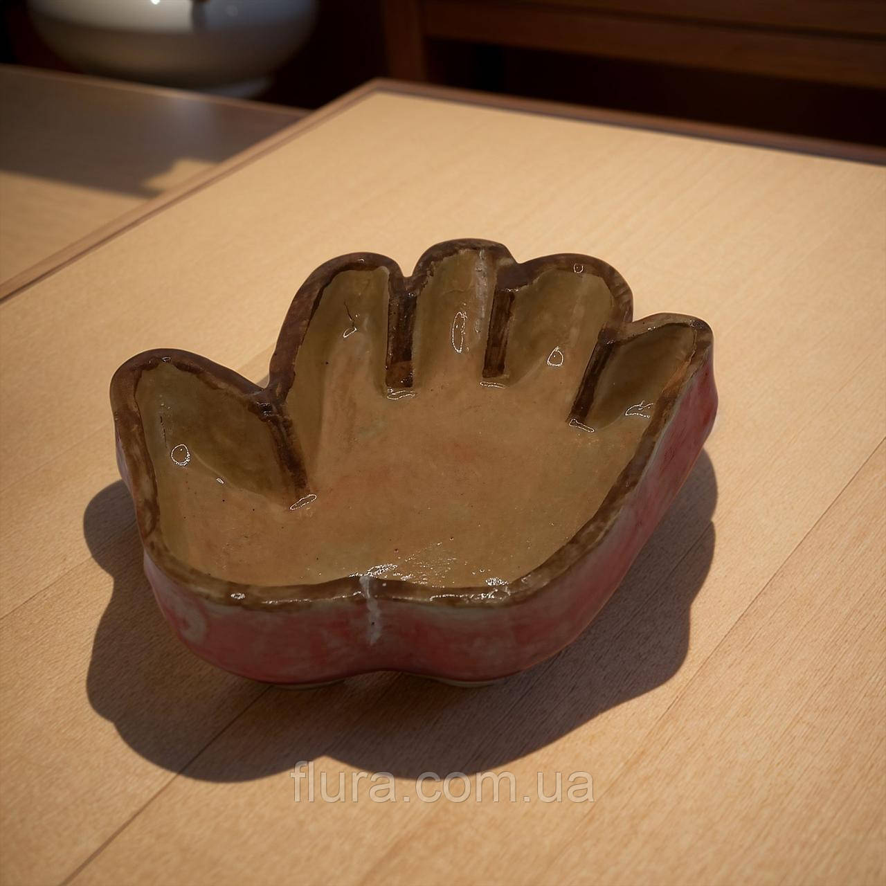 Авторська керамічна попільничка FluRAnet/Попільничка керамічна