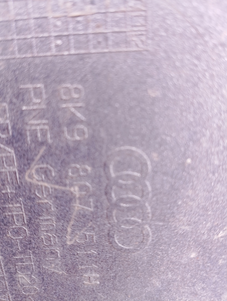 Вітаю зацікавлених на авто розборці Чемпіон !!!<br />
 Предметом оголошення є&nbsp;Бампер задній Audi A4 B8 S-line 2012-2015 8K9807511H&nbsp;<br />
 Фактичний стан на фото. Гарантія 14 днів на встановлення та перевірку<br />
 Висилаємо по всій Україні по передоплаті на транспортні витрати!<br />
 Наявність та асортимент на складі постійно змінюються.<br />
 Точні деталі уточняйте по телефону +380973363743 — фото 4