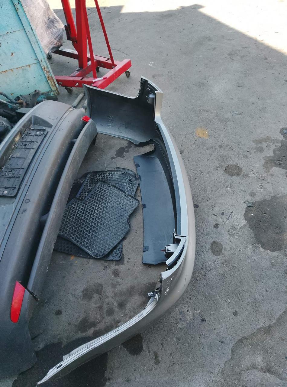 Вітаю зацікавлених на авто розборці Чемпіон !!!<br />
 Предметом оголошення є&nbsp;&nbsp;Бампер задній Audi A6 C6 Універсал 2004-2008 4F9807511A&nbsp;<br />
 Фактичний стан на фото. Гарантія 14 днів на встановлення та перевірку<br />
 Висилаємо по всій Україні по передоплаті на транспортні витрати!<br />
 Наявність та асортимент на складі постійно змінюються.<br />
 Точні деталі уточняйте по телефону +380973363743 — фото 5