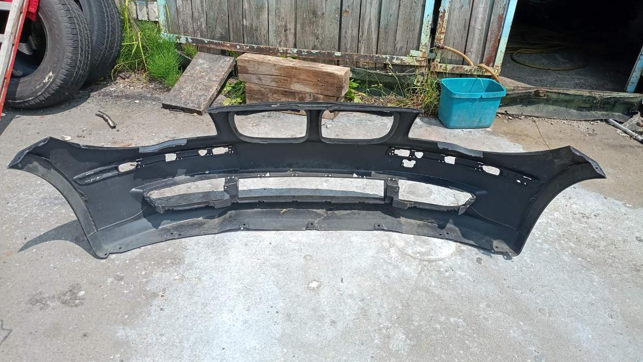 Вітаю зацікавлених на авто розборці Чемпіон !!!<br />
 Предметом оголошення є&nbsp;&nbsp;Бампер передній BMW 1 E87 E81 2007-2012 7166462<br />
 Фактичний стан на фото. Гарантія 14 днів на встановлення та перевірку<br />
 Висилаємо по всій Україні по передоплаті на транспортні витрати!<br />
 Наявність та асортимент на складі постійно змінюються.<br />
 Точні деталі уточняйте по телефону +380973363743 — фото 6