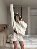 Жіночий однотонний утеплений худі в стилі оверсайз, фото 2