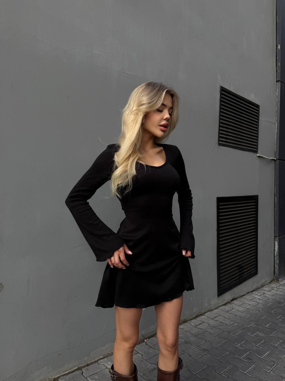 Жіноче чорне міні сукня з ангори із зав'язками на спині, фото 1