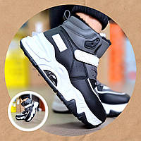 Жіночі зимові кросівки чорні з хутром на липучці з білою підошвою YIYI