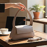 Жіночий клатч сумка через плече темно бежева маленька сумочка з плечовим ременем з екошкіри, фото 6