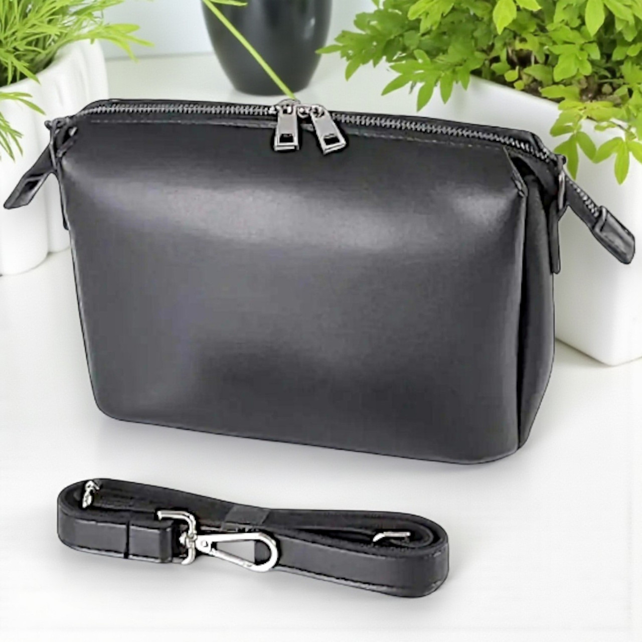 Класична сумка жіноча крос боді маленька через плече з екошкіри чорна, фото 1