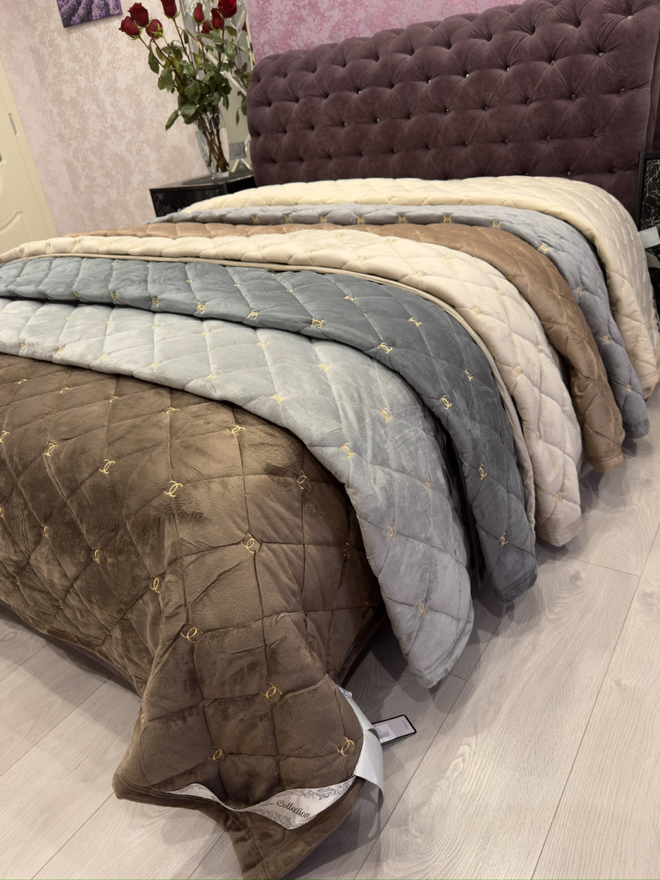 Велюрове стьобане покривало з прошарком синтепону 220х240, фото 1