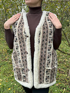 Жилет (жилетка, безрукавка) з натуральної овчини з візерунком (48-58 р.)