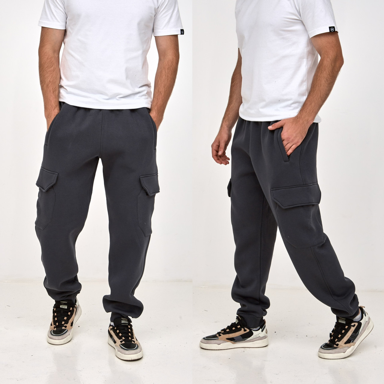 Спортивні теплі чоловічі штани Hector карго з кишеннями зимові з манжетом футер тринитка на флісі графітовий