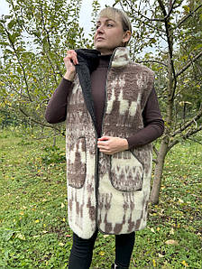 Жилет подовжений (жилетка, безрукавка) з натуральної овчини з візерунком «Олені» (60-68 р.)