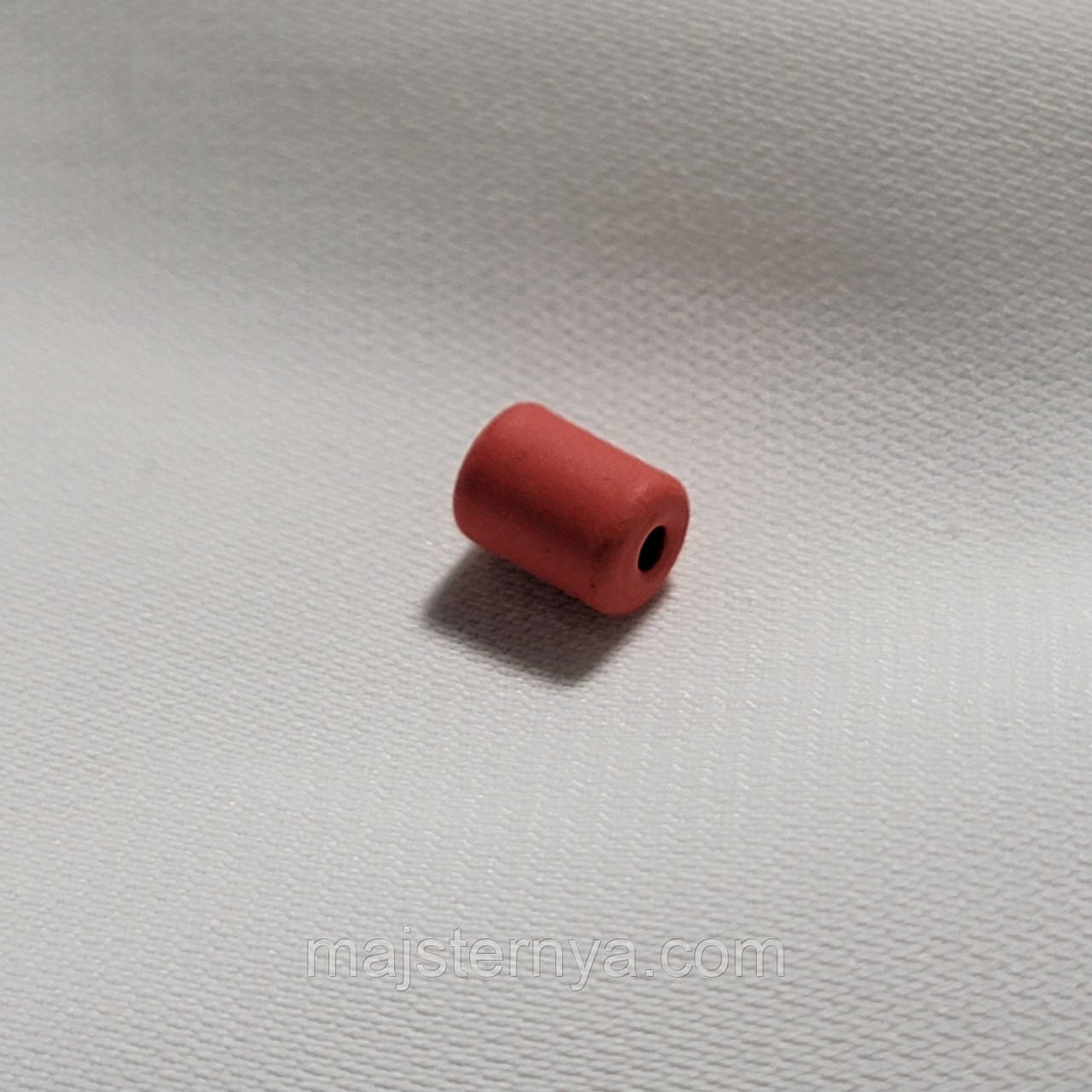 Керамічна намистина червона матова, 4мм*6мм. Косівська кераміка намистини ручної роботи., фото 1