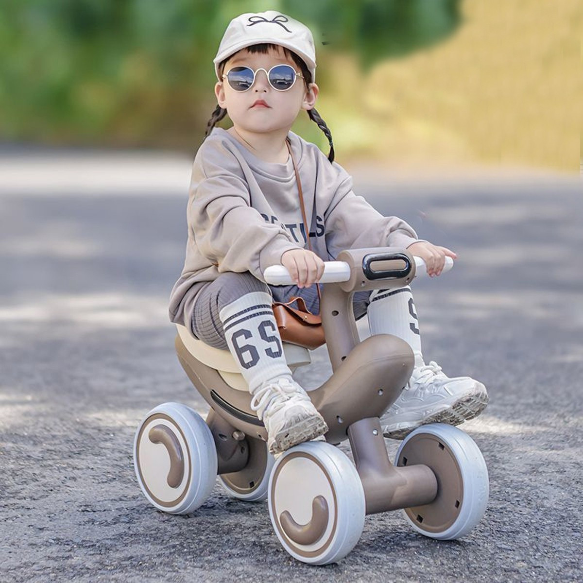 Дитяча каталка-толокар 1.5-3 роки музика світло Bambi M 6239 Коричневий, фото 1