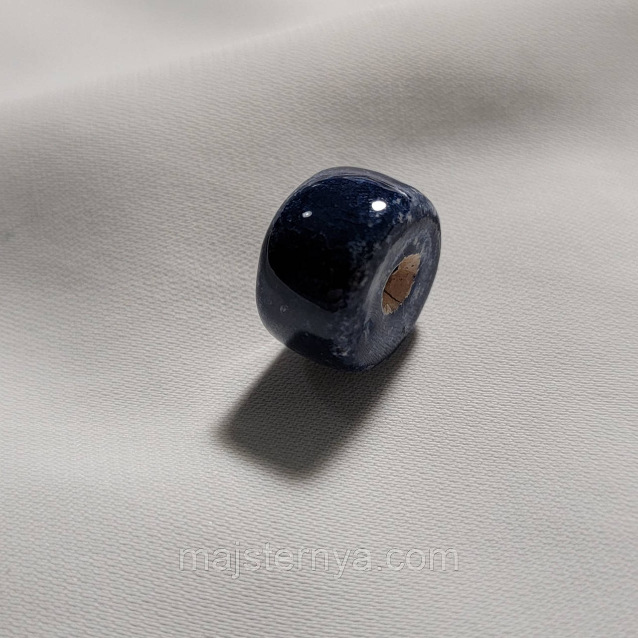 Керамічна намистина синя, 15мм*10мм. Косівська кераміка намистини ручної роботи., фото 1