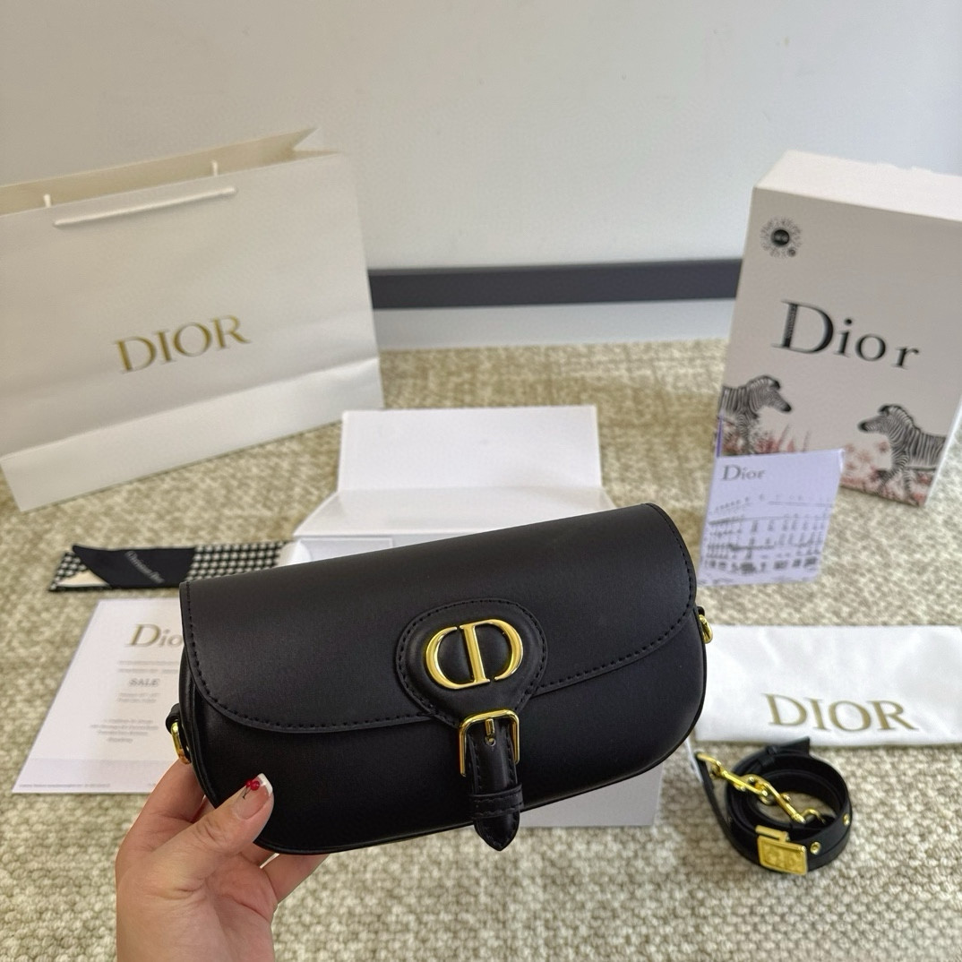 Dior Bobby Bag in Black with Gold, фото 1