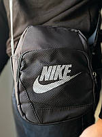 Сумка через плече Nike у чорному кольорі. Барсетка Найк.
