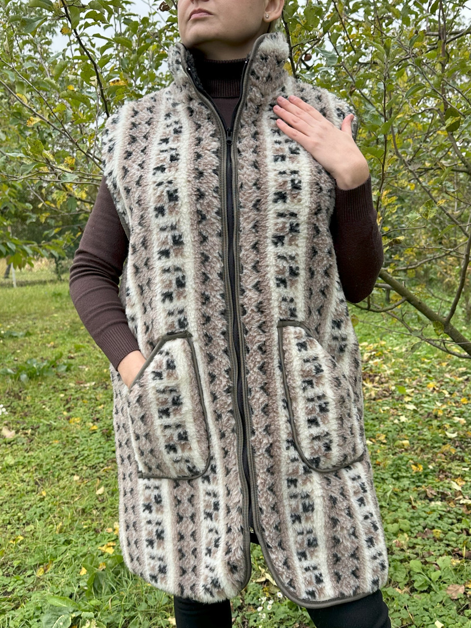 Жилет подовжений (жилетка, безрукавка) з натуральної овчини з візерунко (50-62 р.), фото 1