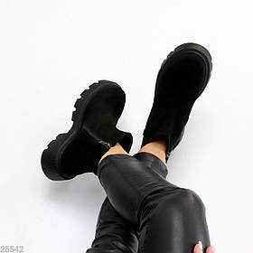 Чорні черевики натуральна замша лаконічний сучасний дизайн