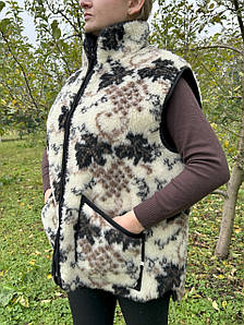 Жилет (жилетка, безрукавка) з натуральної овчини з візерунком Клен (48-58 р.)