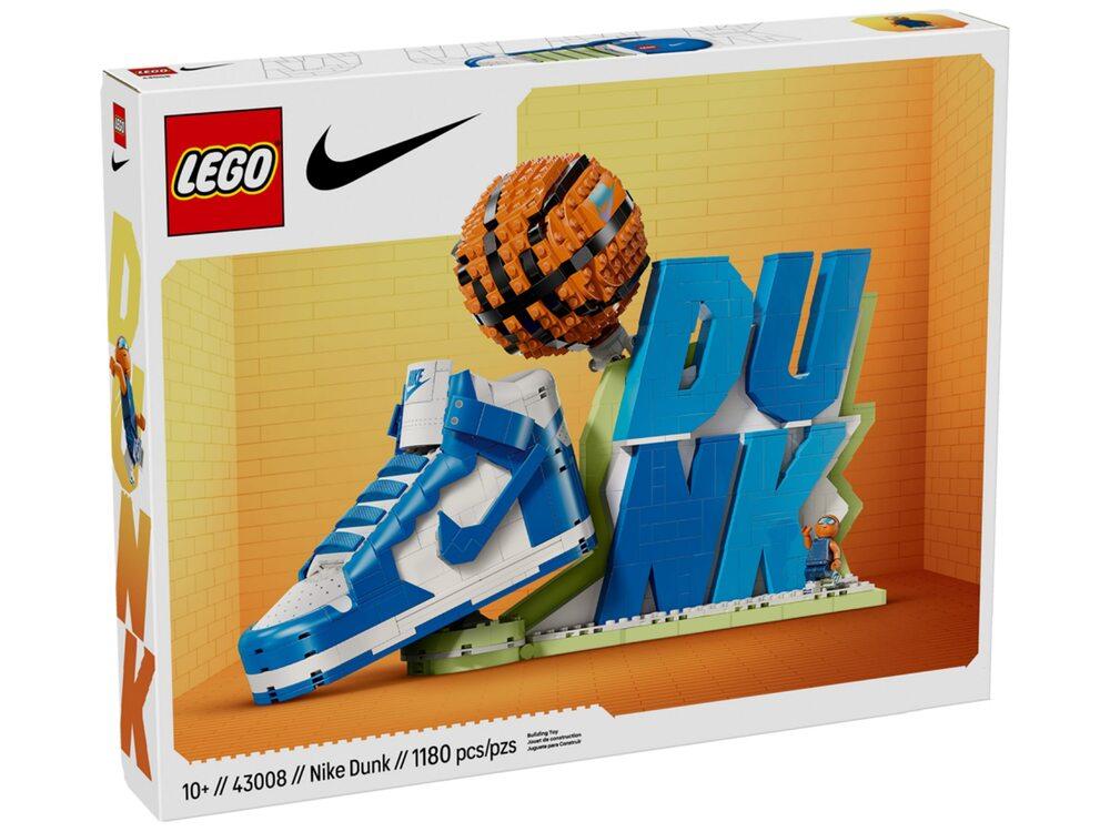 LEGO Exclusive Nike Dunk x LEGO Set [43008], фото 1