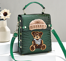 Дитяча сумочка з ведмедиком рептилія, маленька лакова сумка для дівчаток із ведмедем на плече Зелений