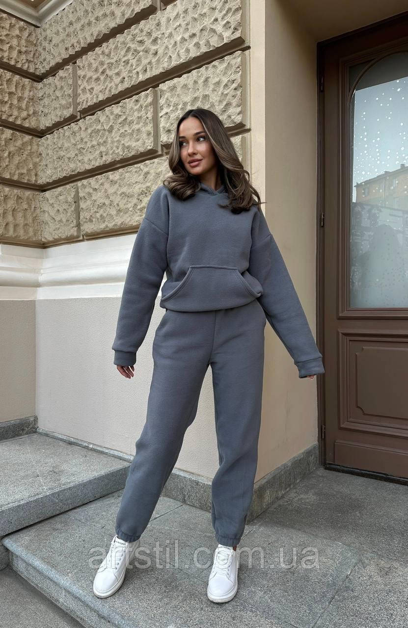 Утеплений спортивний жіночий сірий костюм з кофтою кенгуру, фото 1