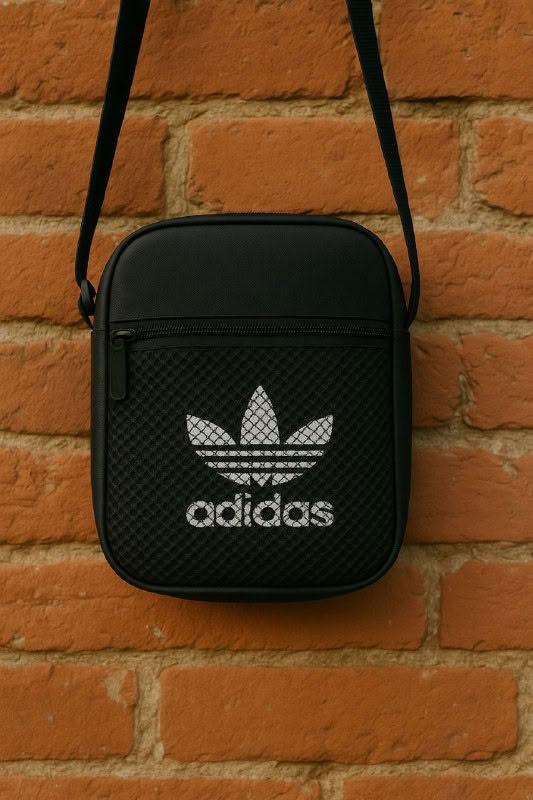 Барсетка Adidas з тканини Oxford 1000D - практичний стиль на кожен день