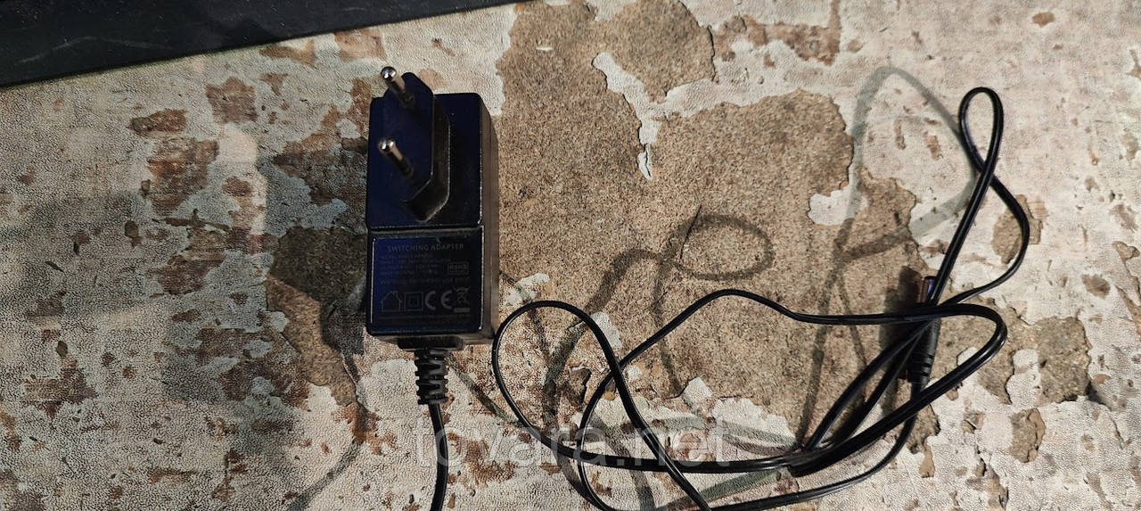 Блок живлення БЖ для роутерів Tenda Shenzhen BN052-A09009E 9 V 1 A No 241303250