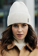 В'язана шапка "Тина" колір білий
