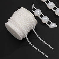 Декоративна стрічка з напівбусин на нитці VX-13. Колір - білий (за м)