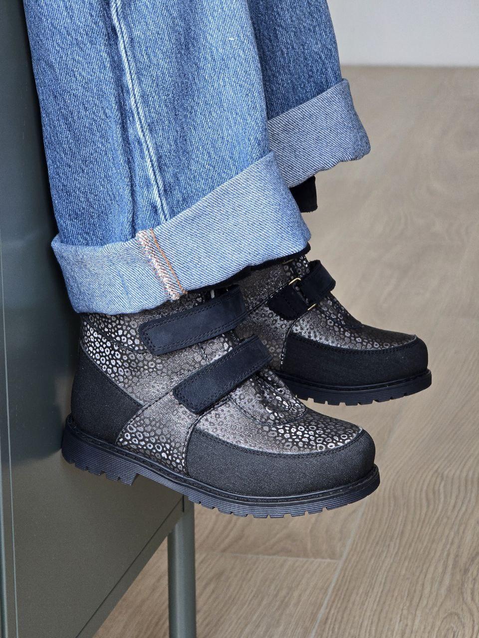 Дитячі ортопедичні шкіряні демісезонні черевики на липучках на флісі на дівчинку 34 р, фото 1