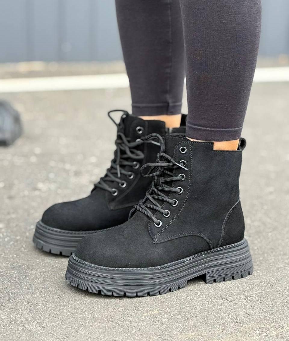 Жіночі черевики зимові на тракторній підошві молодіжні чорні натуральна замша, фото 1