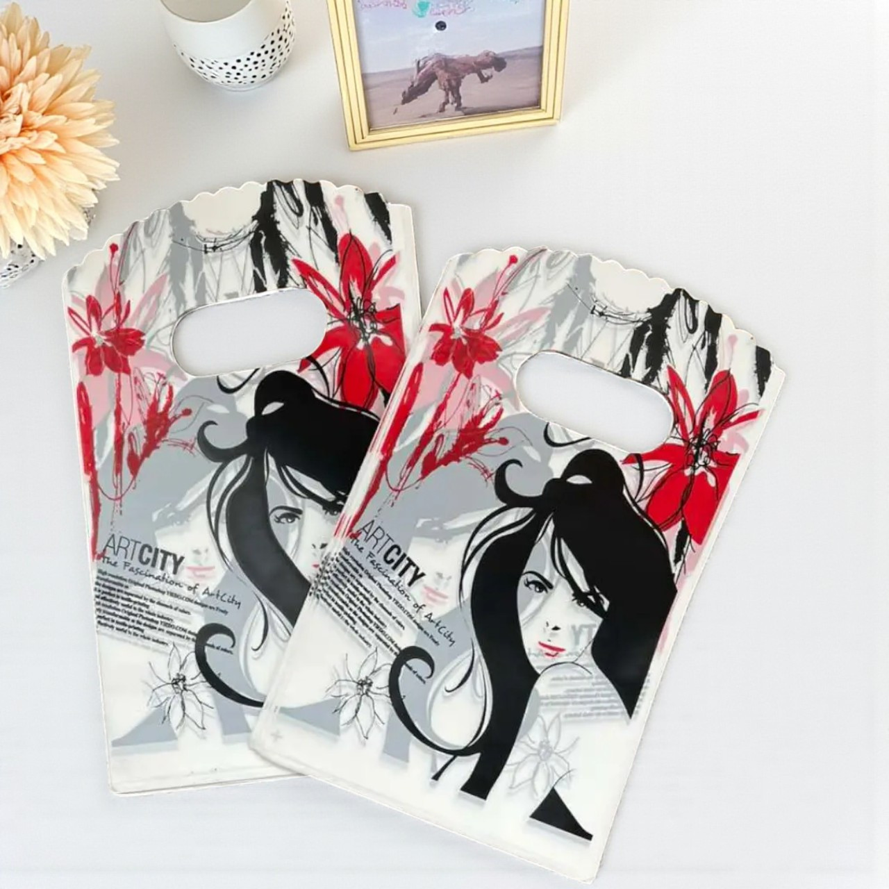 Пакети з прорубними ручками 7x15 см 50 шт пакет банан, фото 1